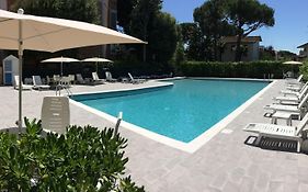 Hotel Dafne